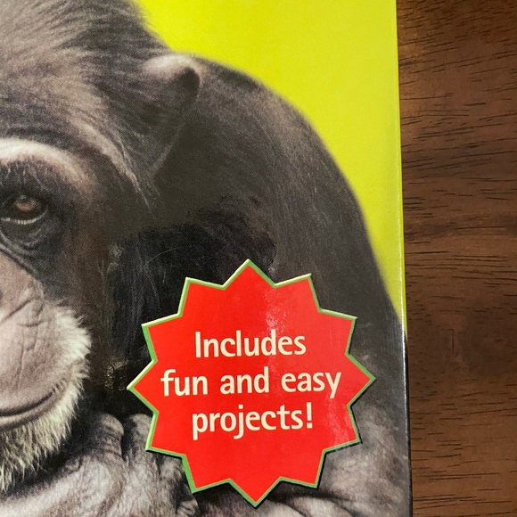 Book - Apes and Monkeys - Picture 2 of 3